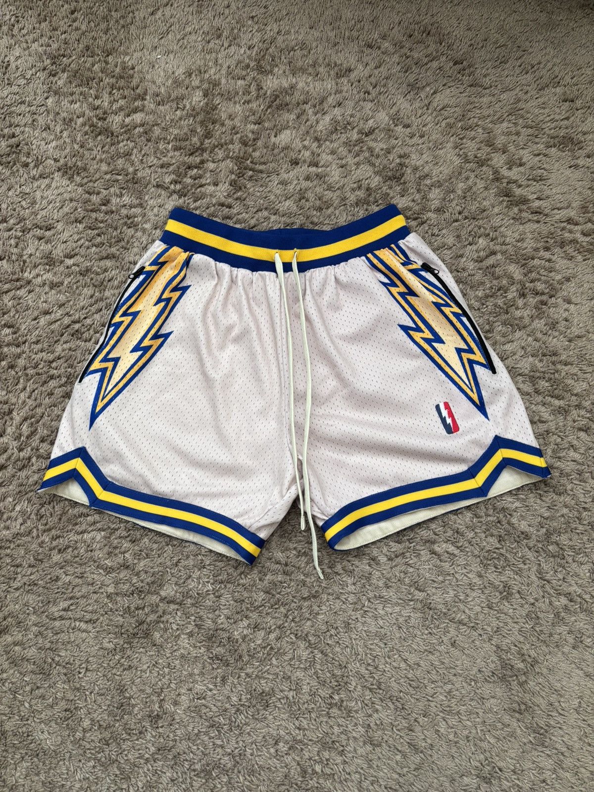 Collect and Select Collect & Select Golden State Warriors Swingman Shorts Size US 28 / EU 44 - 1 Thumbnail
