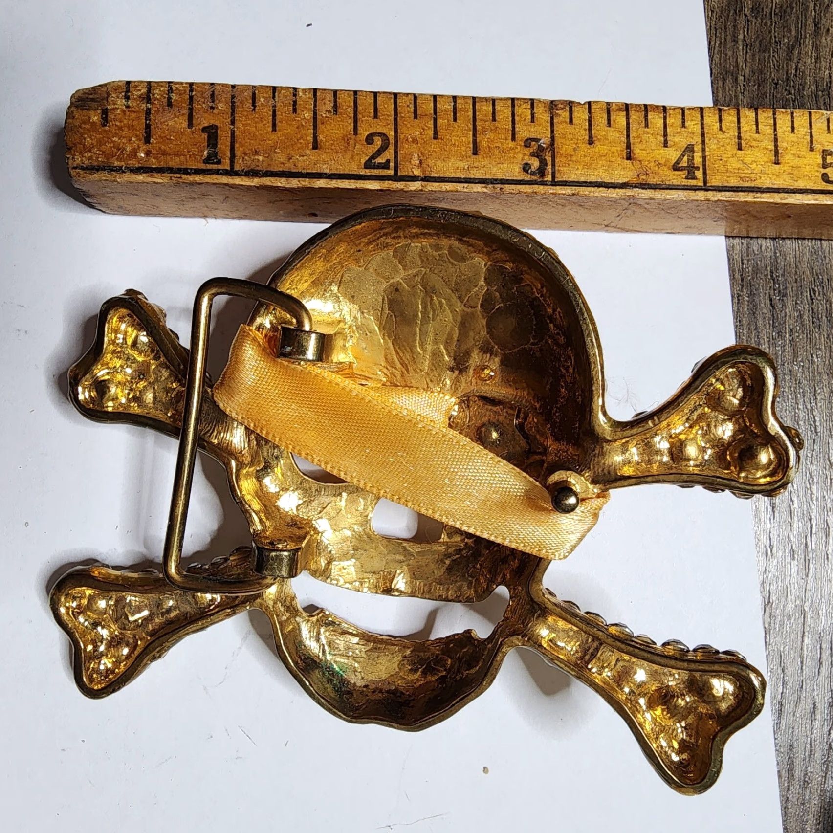 Vintage VINTAGE Golden Rhinestone Skull Western Belt Buckle Mens 1.5 in Gold Zinc Alloy 60s-00s Size ONE SIZE - 3 Thumbnail