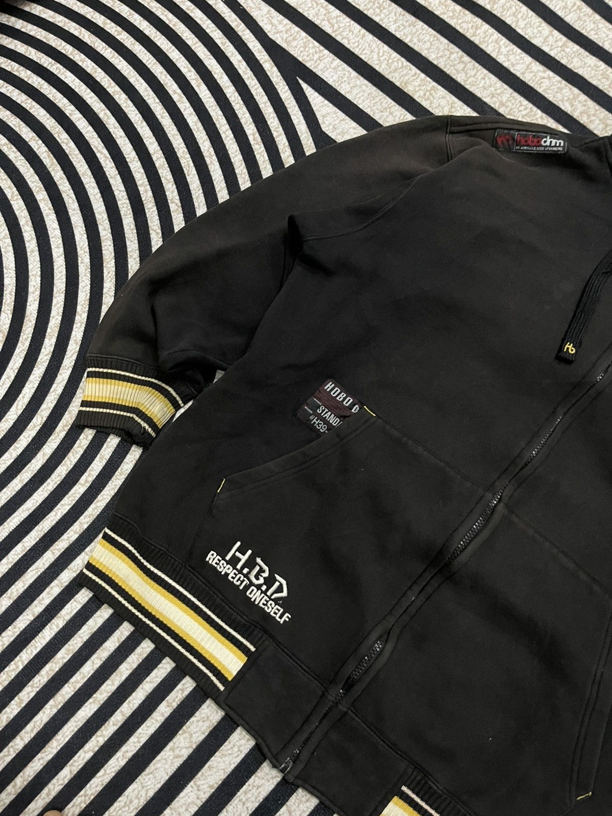 Hobo 2000s HOBO EMBROIDERY LOGO BLACK BAGGY ZIPPER HOODIE Size US XL / EU 56 / 4 - 5 Thumbnail