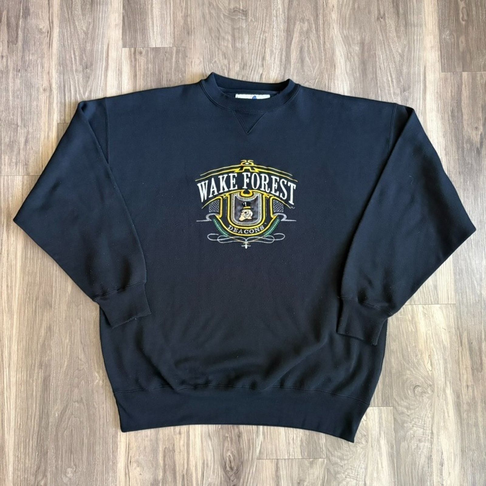 Vintage Vintage Wake Forest University Crewneck Sweatshirt Size 2XL Size US XXL / EU 58 / 5 - 3 Thumbnail