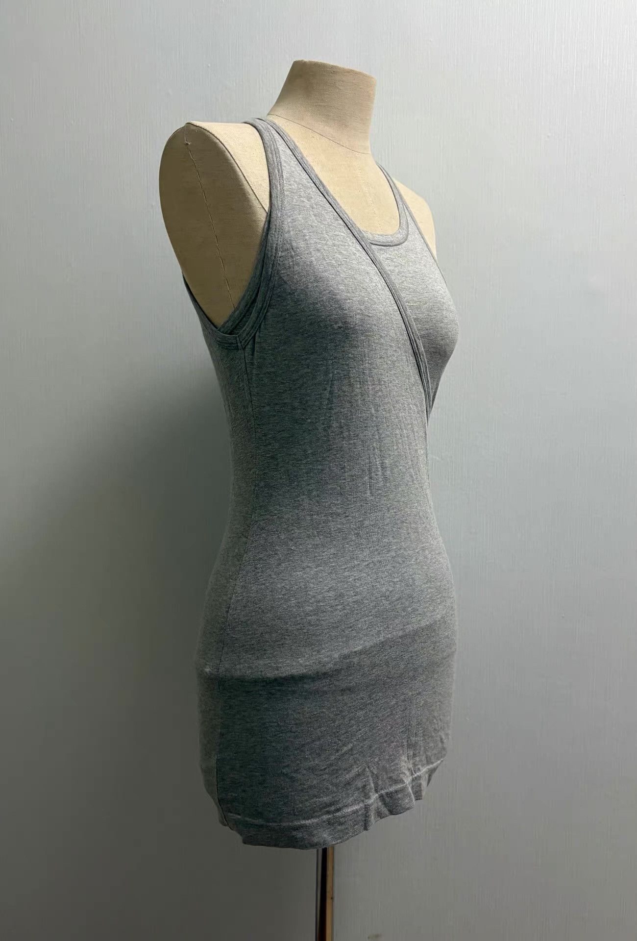 Dolce & Gabbana Dolce & Gabbana One-Shoulder Grey Tank Top。Ｑ21 Size M / US 6-8 / IT 42-44 - 2 Thumbnail