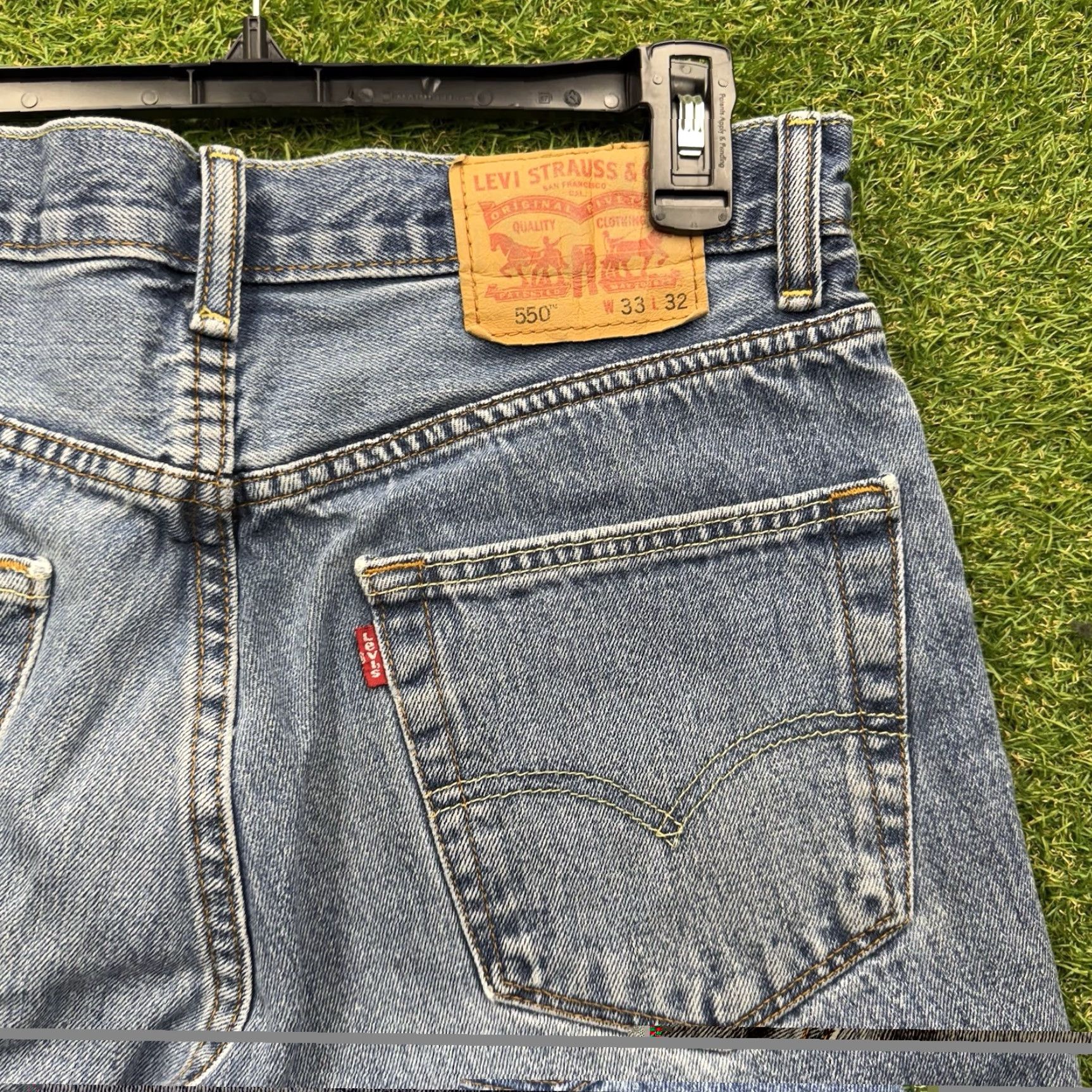 Levi's VINTAGE Levi's 550 Denim Shorts Jeans Bermuda Men 33 Blue Baggy 90s Skater Casual Workwear Denim Shorts Jorts Levi Strauss MSRP Size US 33 - 7 Thumbnail