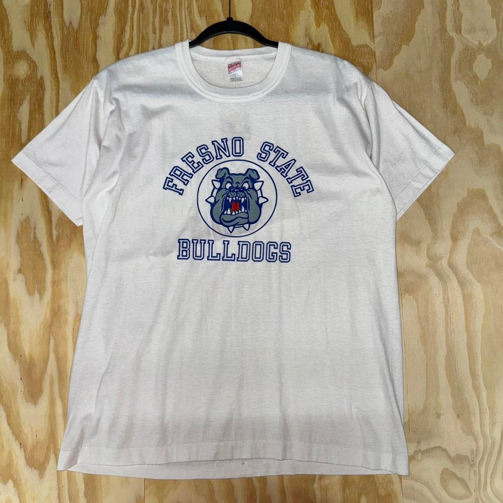 Vintage Vintage 1990s fresno state bulldogs university t-shirt Size US L / EU 52-54 / 3 - 1 Thumbnail