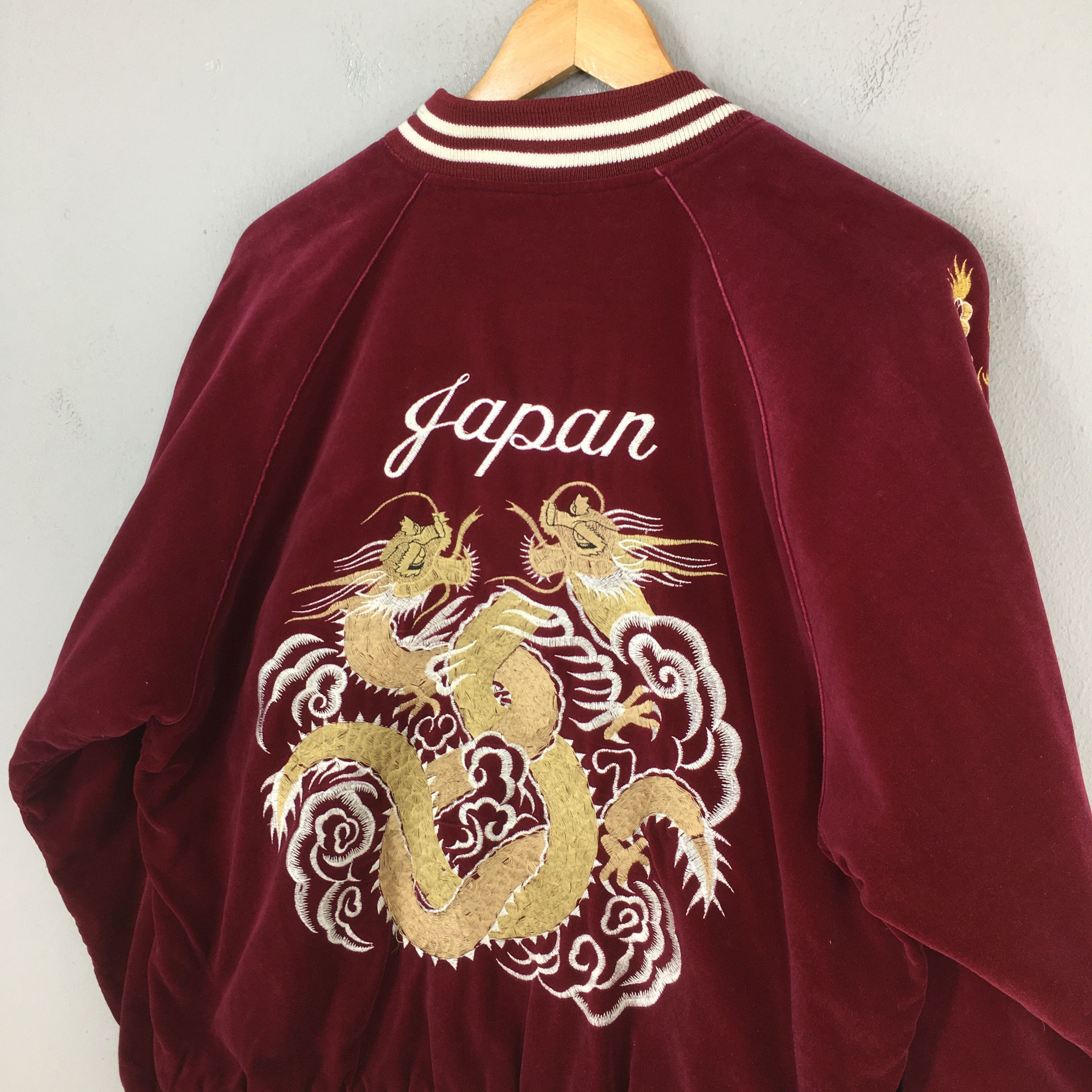 Japanese Brand Vintage 1980's Sukajan Dragon Okinawa Red Souvenir Jacket L Size US L / EU 52-54 / 3 - 10 Thumbnail