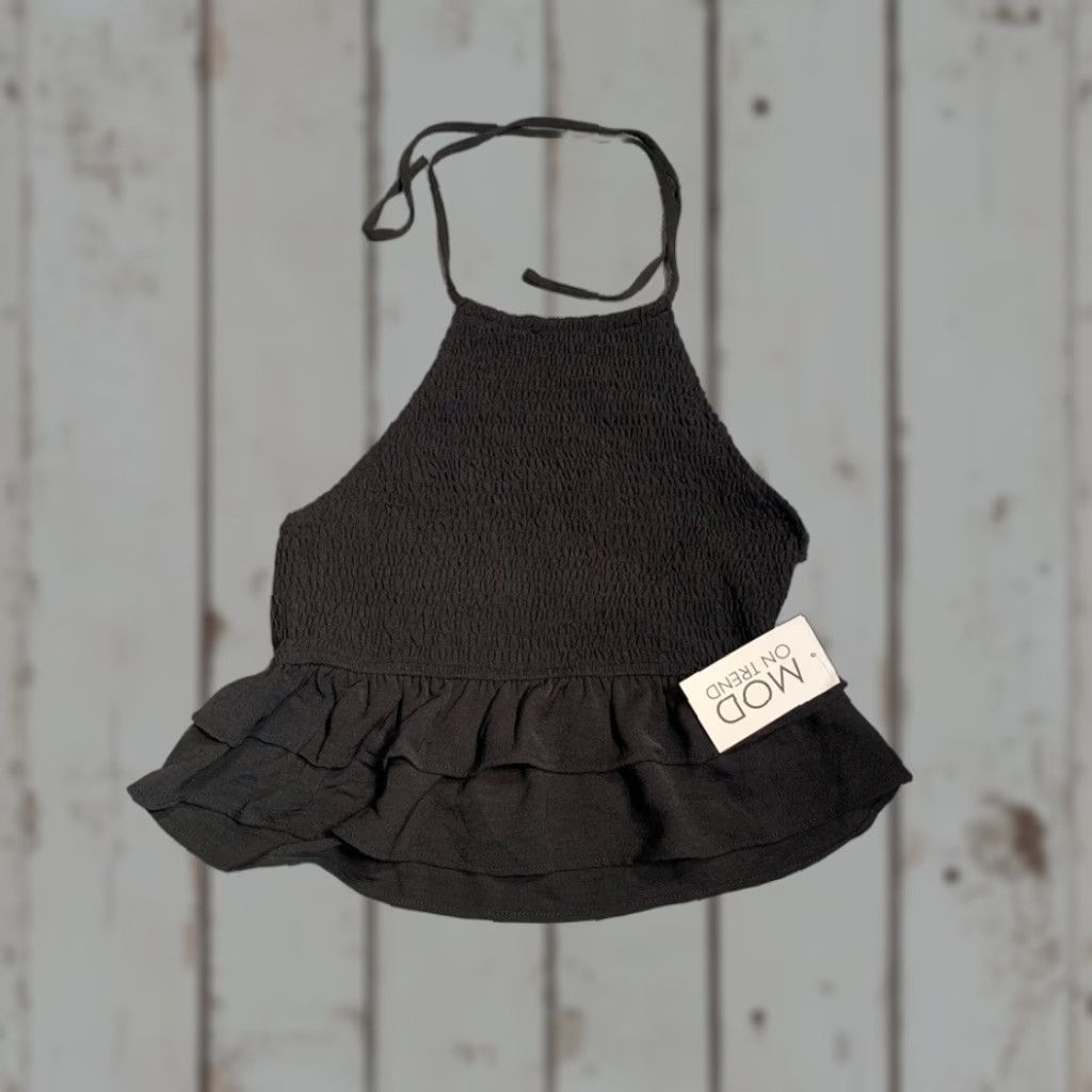 Vintage NWT Mod on trend smocked Black Halter Top medium Tank Women M Black NWT Halter Top Smocked Mod on trend Tank Medium Women Size M / US 6-8 / IT 42-44 - 1 Thumbnail