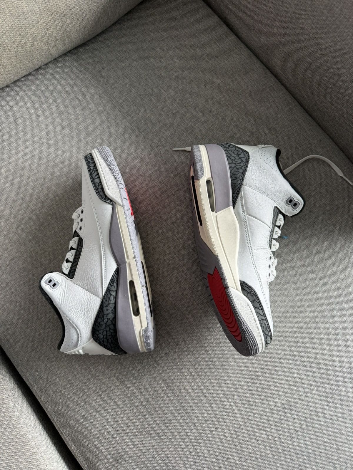 Jordan Brand Jordan Retro 3 Grey Cement Size US 9.5 / EU 42-43 - 3 Thumbnail