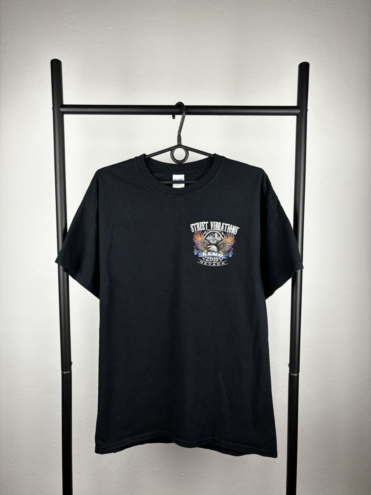 Band Tees Street Vibrations 2019 t shirt size L Size US L / EU 52-54 / 3 - 1 Thumbnail