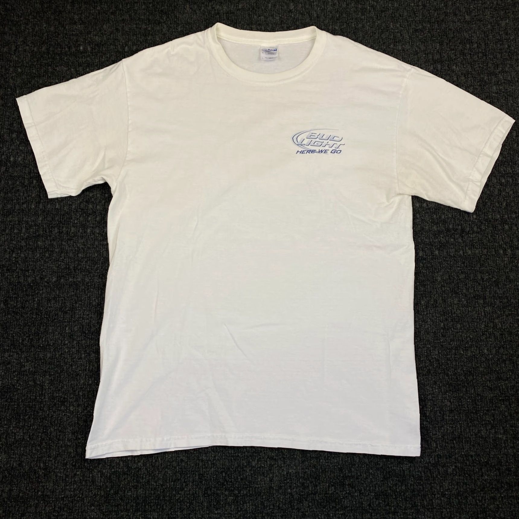 Gildan VINTAGE Gilroy Garlic Festival T Shirt Bud Light Here We Go Brew Crew 2012 L Size US L / EU 52-54 / 3 - 3 Thumbnail