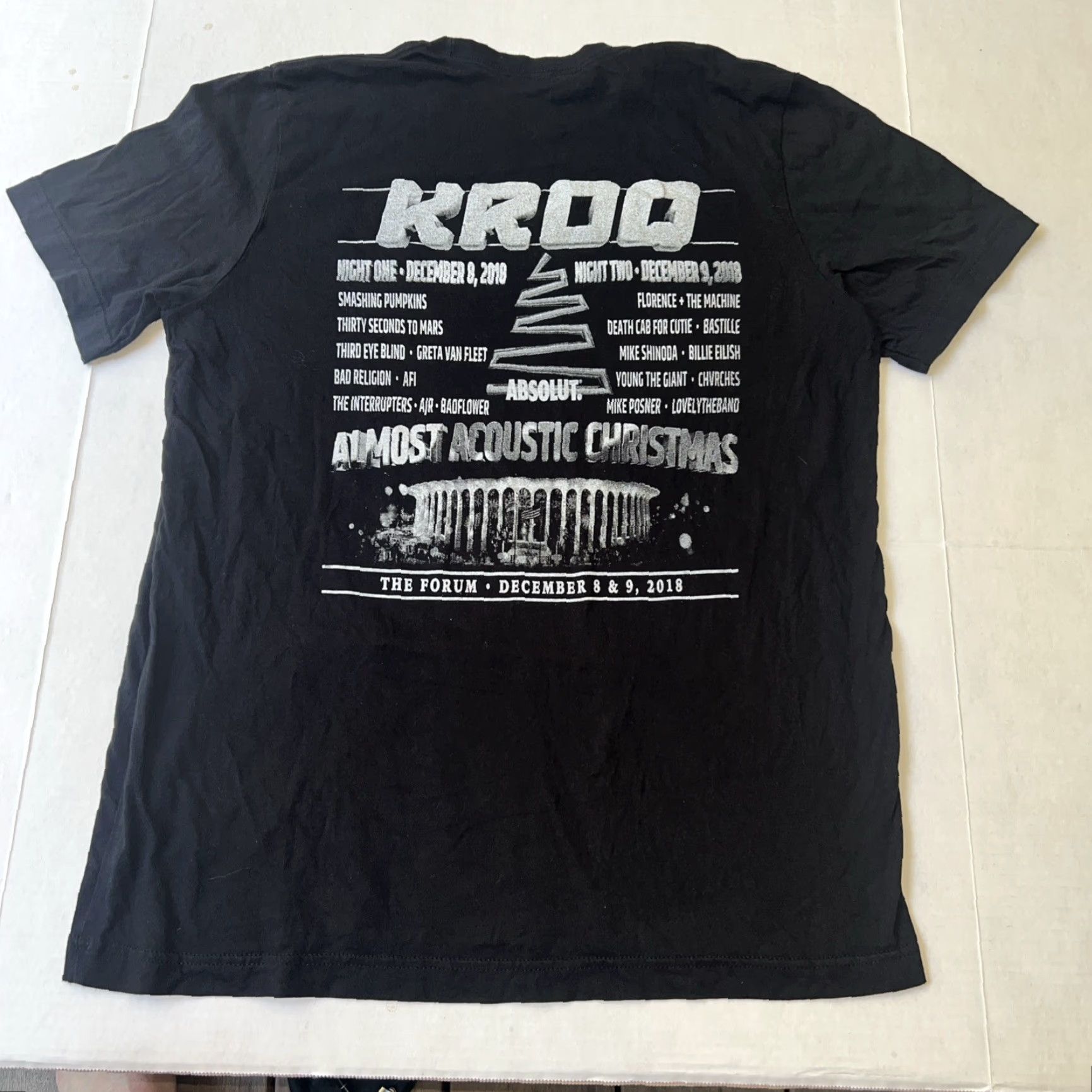 Vintage KROQ 106.7 Florence + The Machine Almost Acoustic Xmas 2018 Shirt Black L Unisex Canvas 100% Cotton Graphic Print Holiday Music USA 2010s Size L / US 10 / IT 46 - 3 Thumbnail