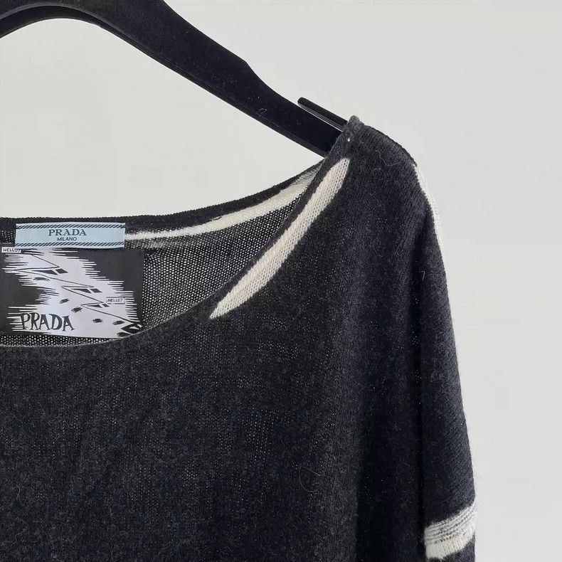 Prada Prada Black cashmere knitted long sleeves Size S / US 4 / IT 40 - 3 Thumbnail