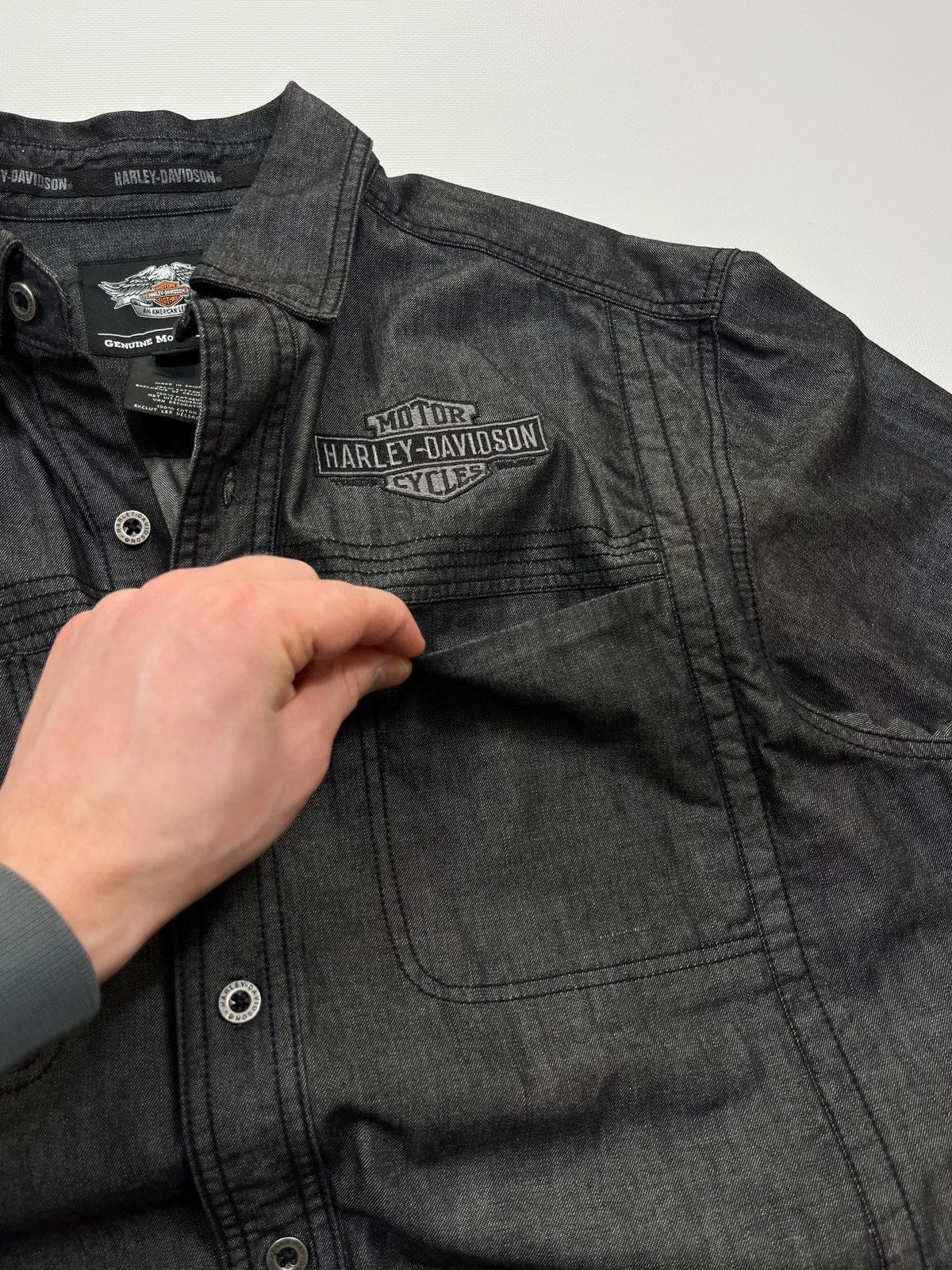 Harley Davidson Harley Davidson Denim Shirt Men's Size L Black Long Sleeve Size US L / EU 52-54 / 3 - 8 Thumbnail