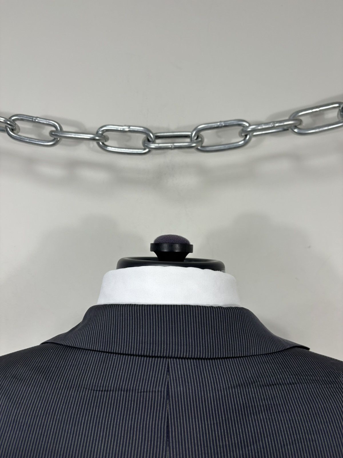 Hugo Boss Hugo Boss Rossellini/Movie Men’s 2-Piece Gray Silk Suit Size 40R - 13 Thumbnail