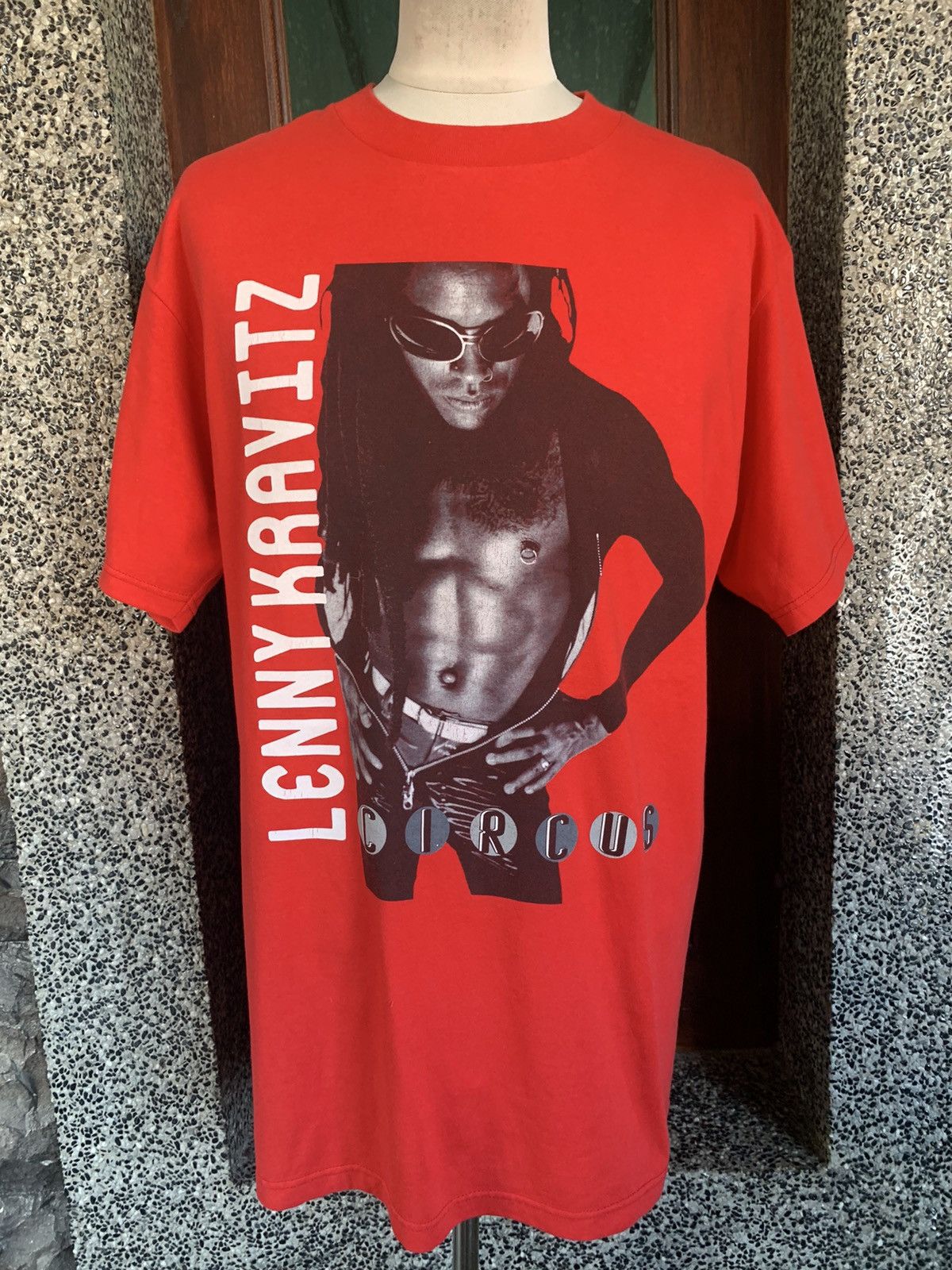 image of Rock T Shirt x Vintage 90's Lenny Kravitz Circus Tour T Shirt in Red, Men's (Size Large)