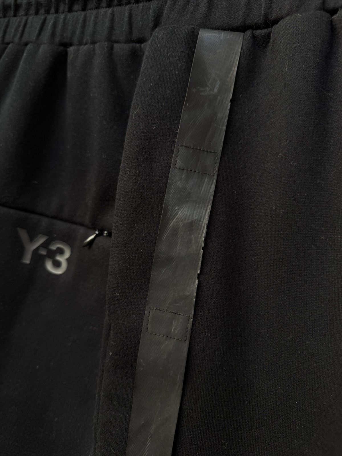 Adidas ADIDAS Y-3 SCI FI SHORTS Size US 32 / EU 48 - 13 Thumbnail