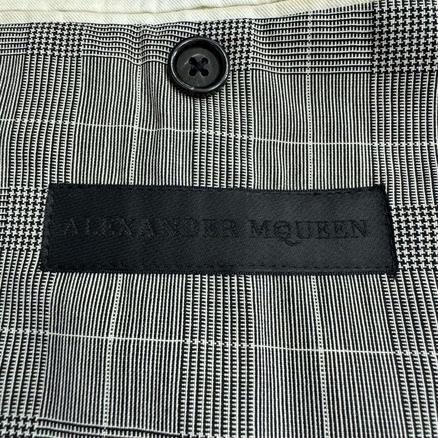 Alexander McQueen Alexander Mcqueen Plaid Suit Jacket. Size US L / EU 52-54 / 3 - 4 Thumbnail