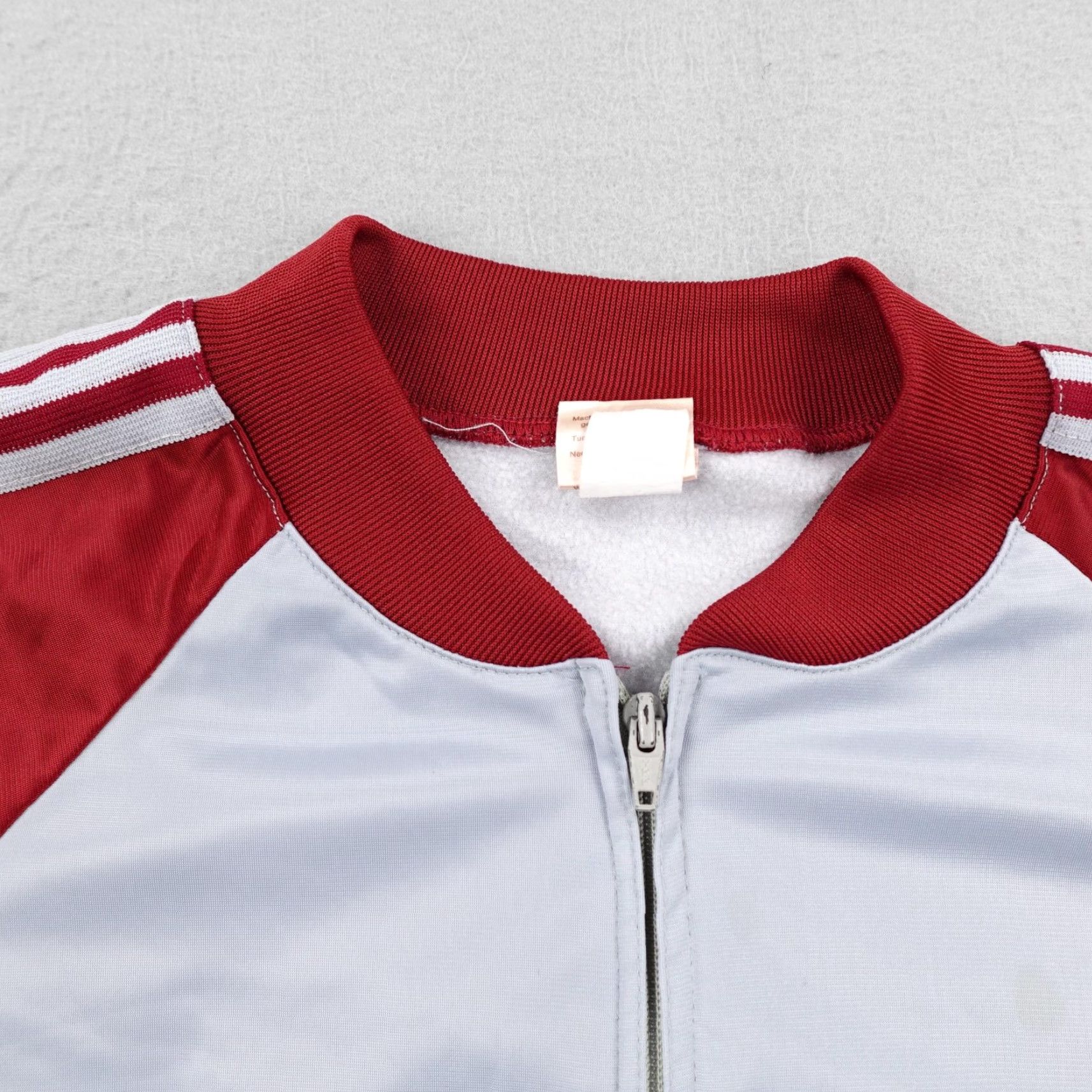 Vintage VINTAGE Bonnie Sportswear Jacket Womens Large Gray Red Satin Track Coat 70s Size L / US 10 / IT 46 - 2 Thumbnail