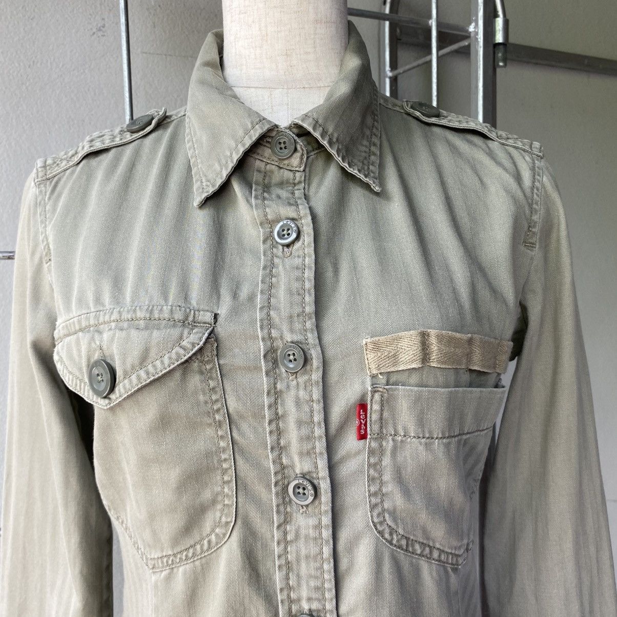 Levi's Levi's Vintage Military Style Button-Up Shirt Size S / US 4 / IT 40 - 25 Thumbnail