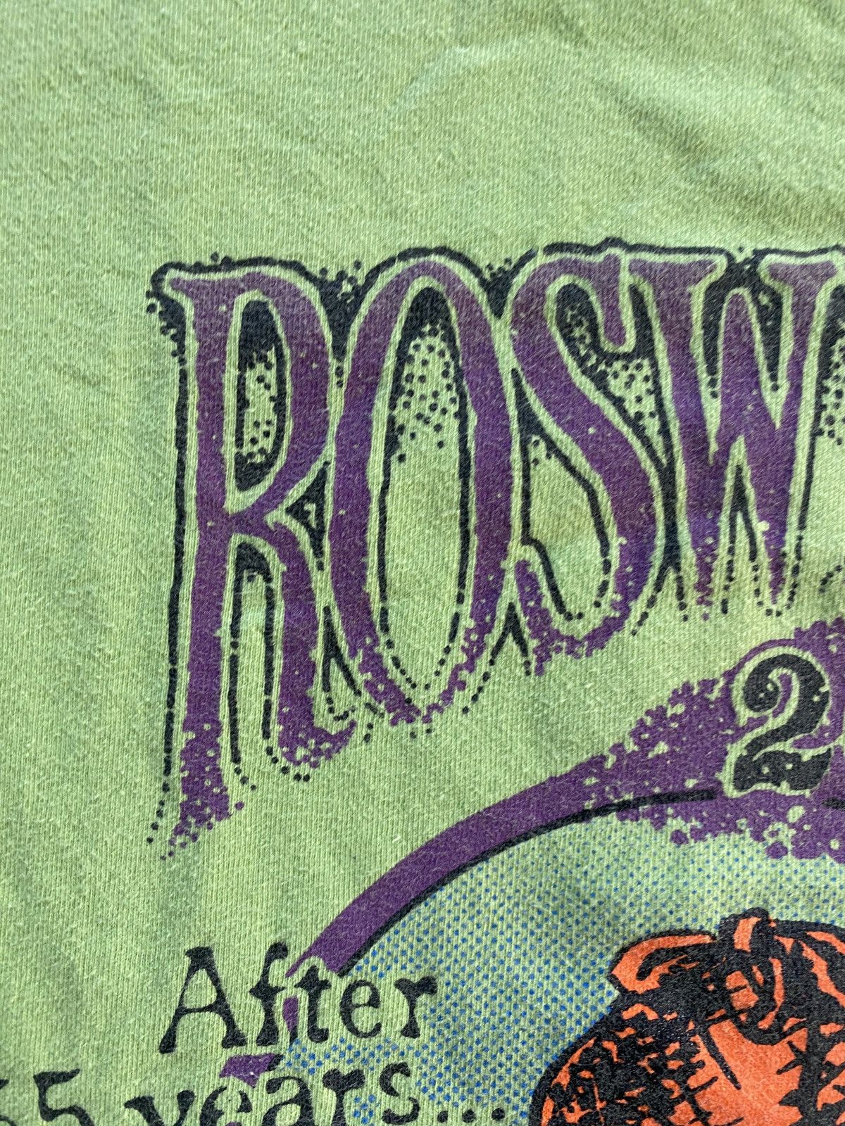 Vintage Vintage 2002 Y2K Roswell UFO Festival Alien Green Tee Size US L / EU 52-54 / 3 - 3 Thumbnail