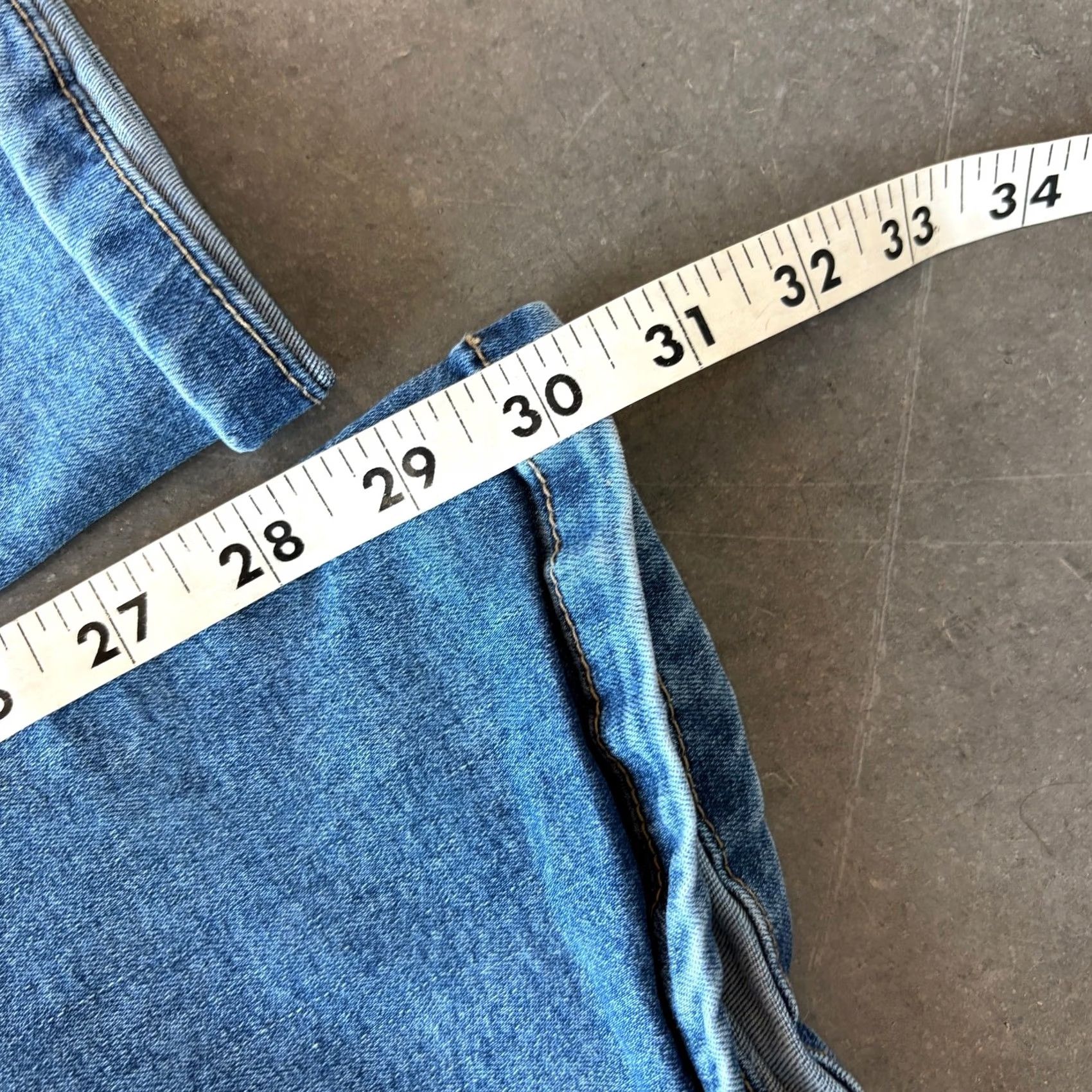 Vintage VINTAGE Bcbg Generation High Curvy Bootcut Jeans Medium Wash Denim 7/28 Women 7 Regular XS? Size 28" / US 6 / IT 42 - 5 Thumbnail