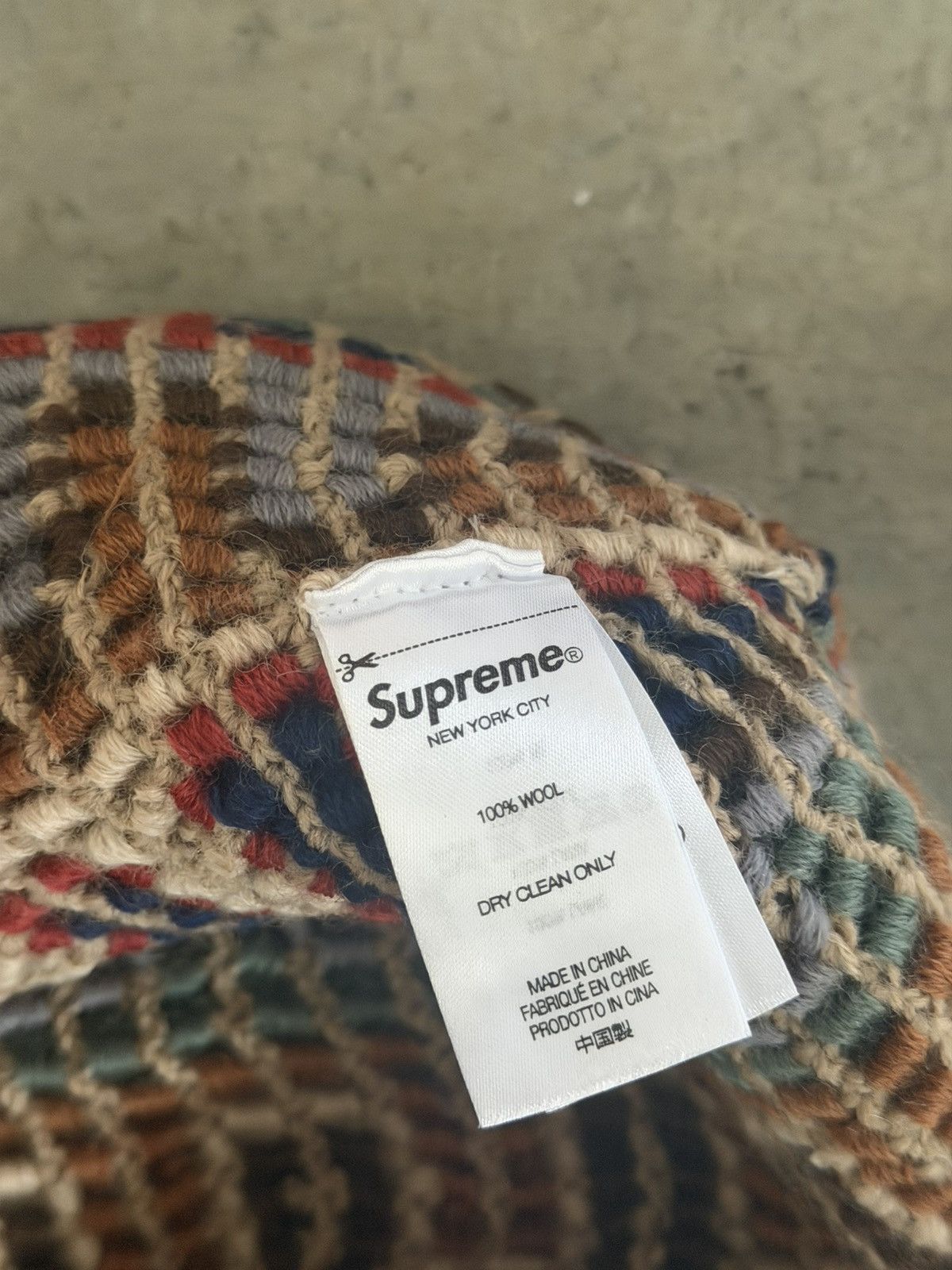 Supreme Supreme Yarn Appliqué Beanie ‘Khaki’ Size ONE SIZE - 6 Thumbnail