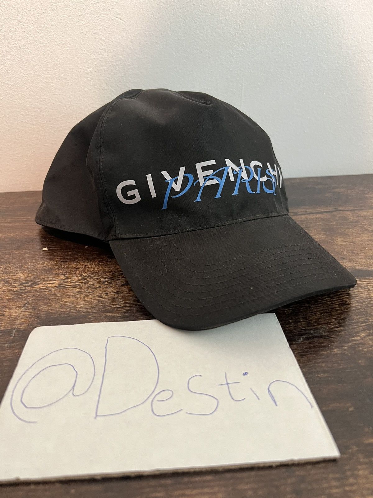 Givenchy × Hypebeast Givenchy Paris Logo Hat Velcro Hat Size ONE SIZE - 6 Thumbnail