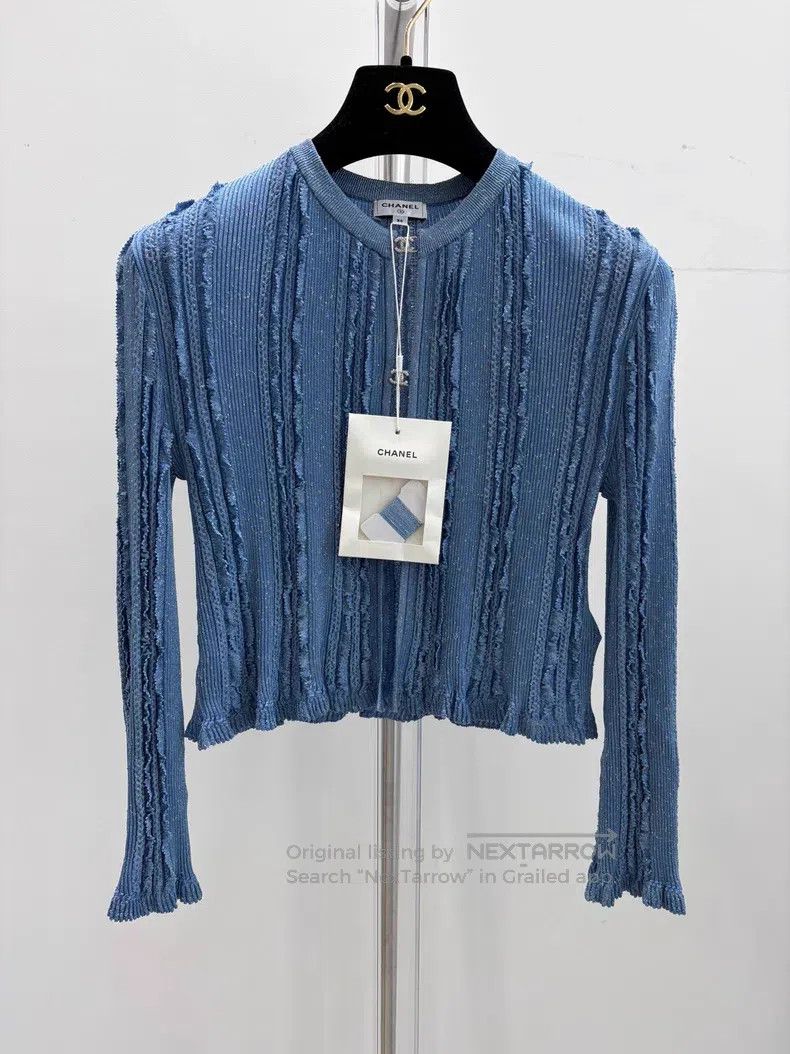 Chanel Chanel Lake blue knitted cardigan coat Size XS / US 0-2 / IT 36-38 - 1 Thumbnail