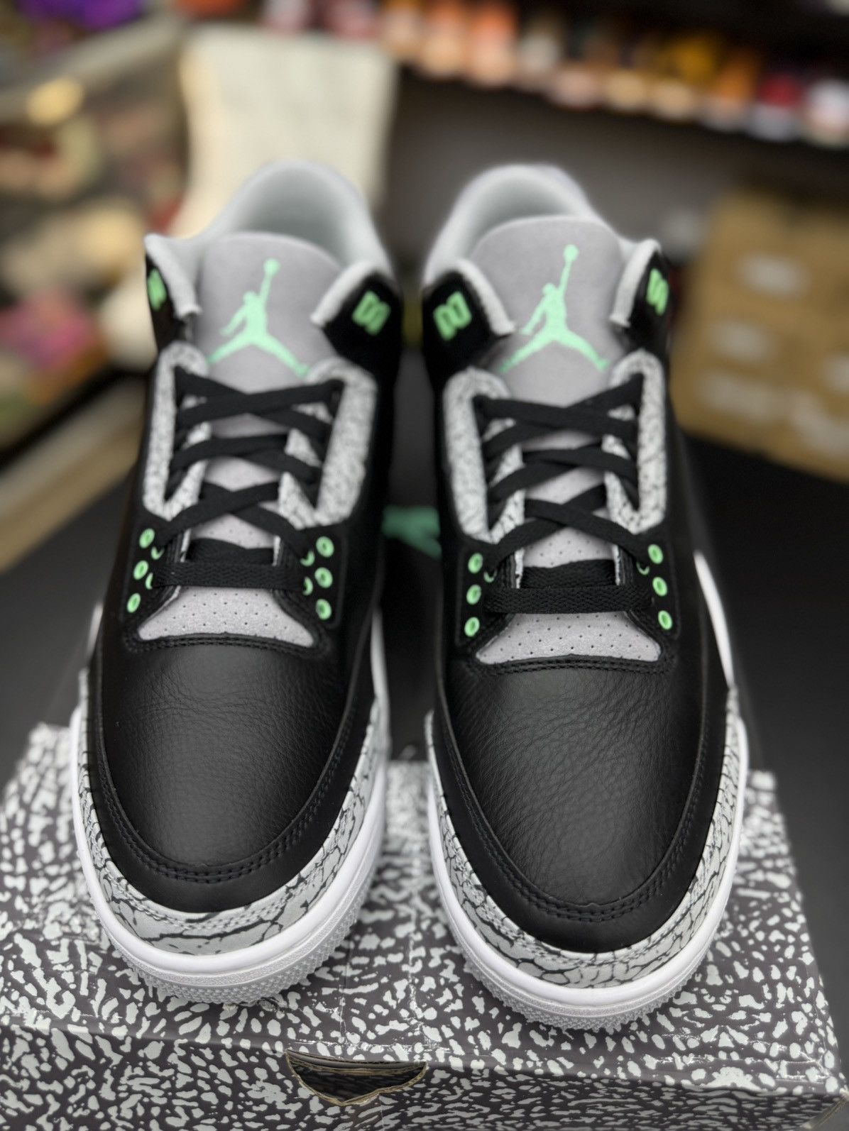 Jordan Brand Jordan 3 Green Glow Size (12) Brand New Size US 12 / EU 45 - 5 Thumbnail