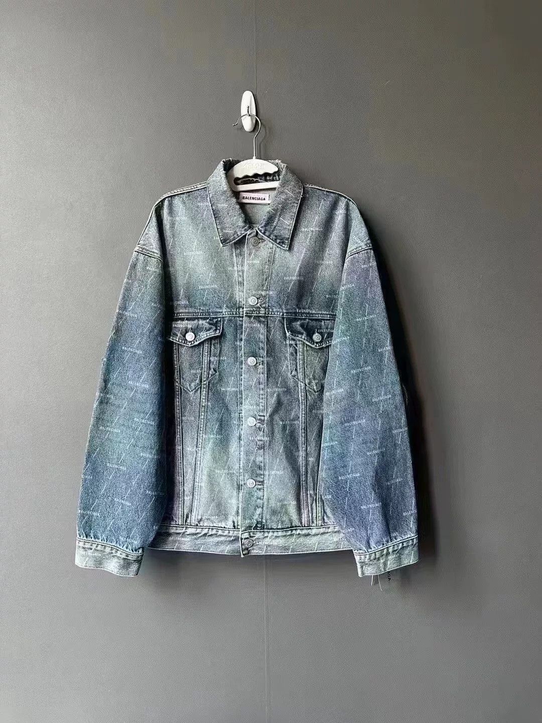 Balenciaga Balenciaga Printed Denim Jacket Size US XS / EU 42 / 0 - 1 Thumbnail