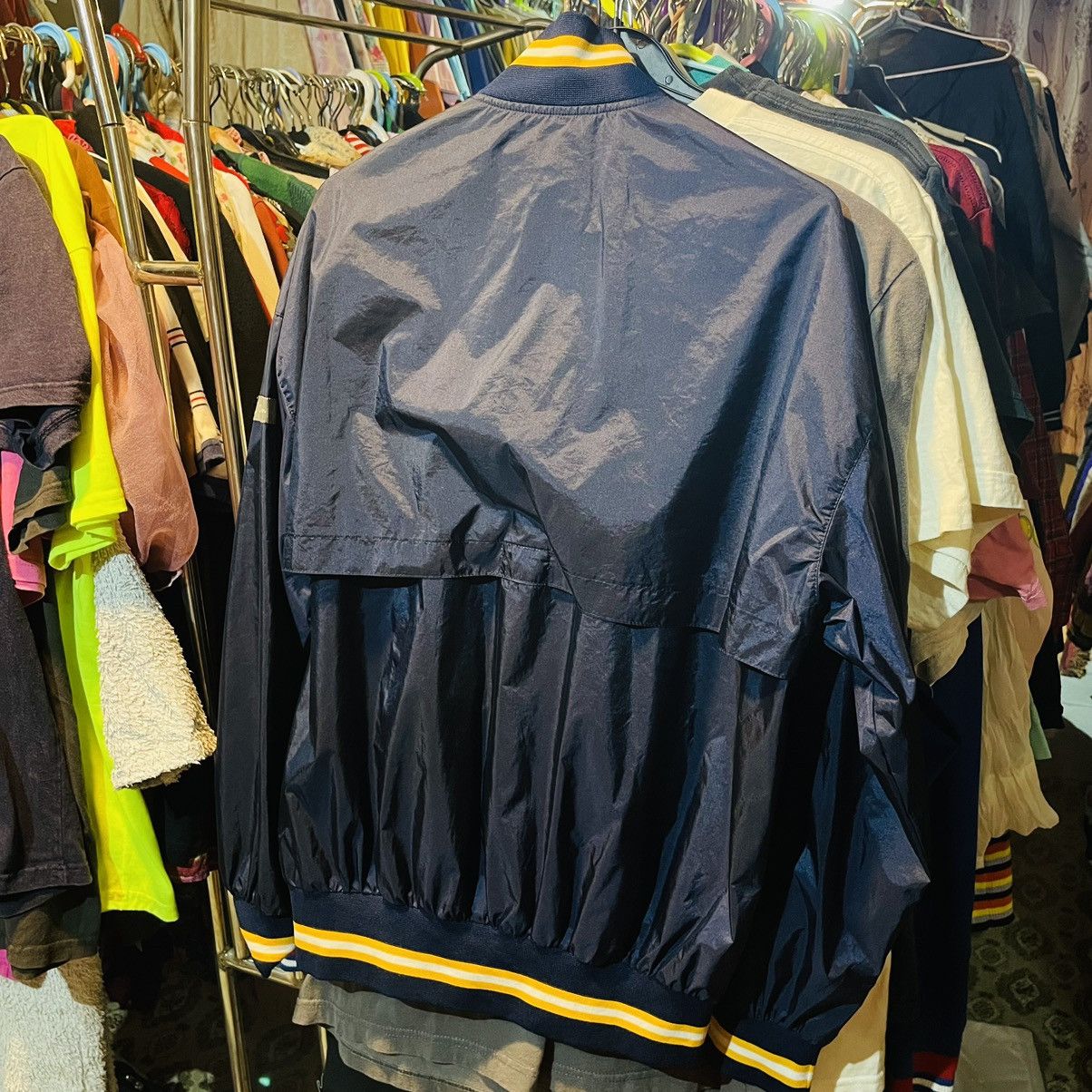 Champion × Vintage 80’ Champion Light Weight Nylon Track-Jacket Size US L / EU 52-54 / 3 - 4 Thumbnail