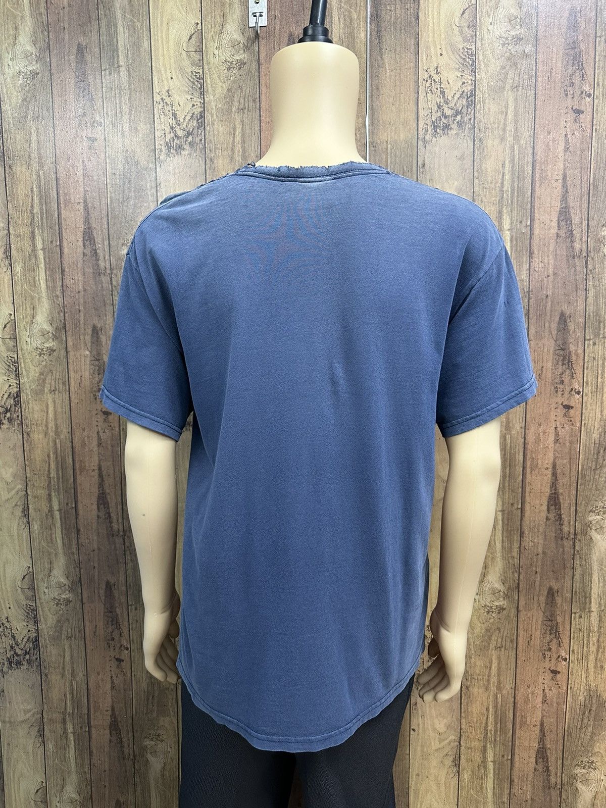 Vintage × Wu-Tang Clan Vintage Wu Tang Distressed Sunfaded Tshirt A564 Size US L / EU 52-54 / 3 - 6 Thumbnail