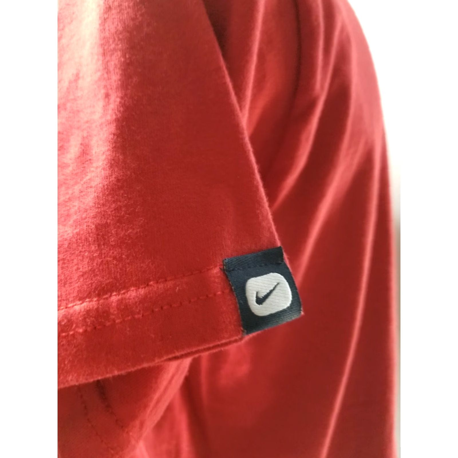 Nike VINTAGE Nike Air Tee Shirt Mens Large Red Classic Logo 00's Streetwear Nike Air Tee Shirt Mens Large Red Classic Logo 00's Streetwear Size US L / EU 52-54 / 3 - 3 Thumbnail