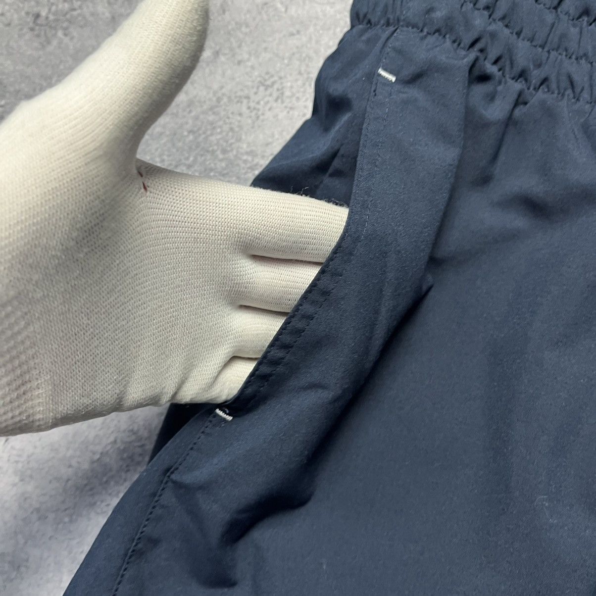 Nike Vintage Nike Nylon Track Pants Swoosh Y2K Streetwear Drill Size US 32 / EU 48 - 8 Thumbnail