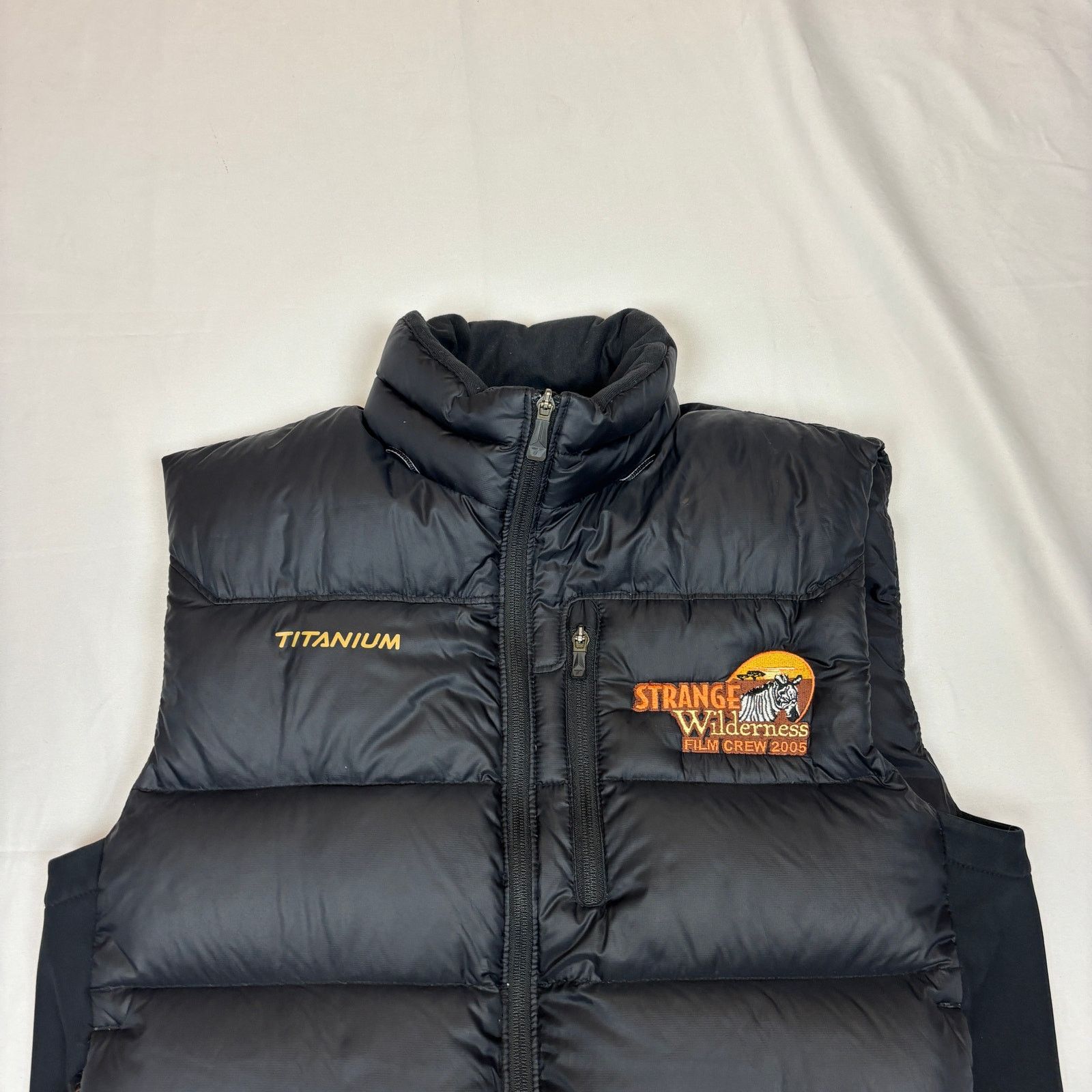 Columbia Strange Wilderness Cast Crew Down Puffer Vest Large 2005 Size US L / EU 52-54 / 3 - 2 Thumbnail