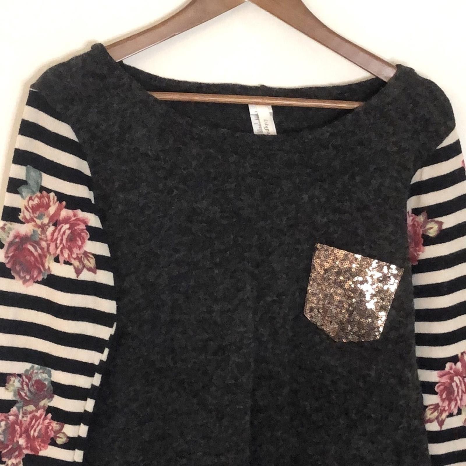 Other Lilypad Gray boho sweater/mini dress floral striped SZ Med Size M / US 6-8 / IT 42-44 - 3 Thumbnail