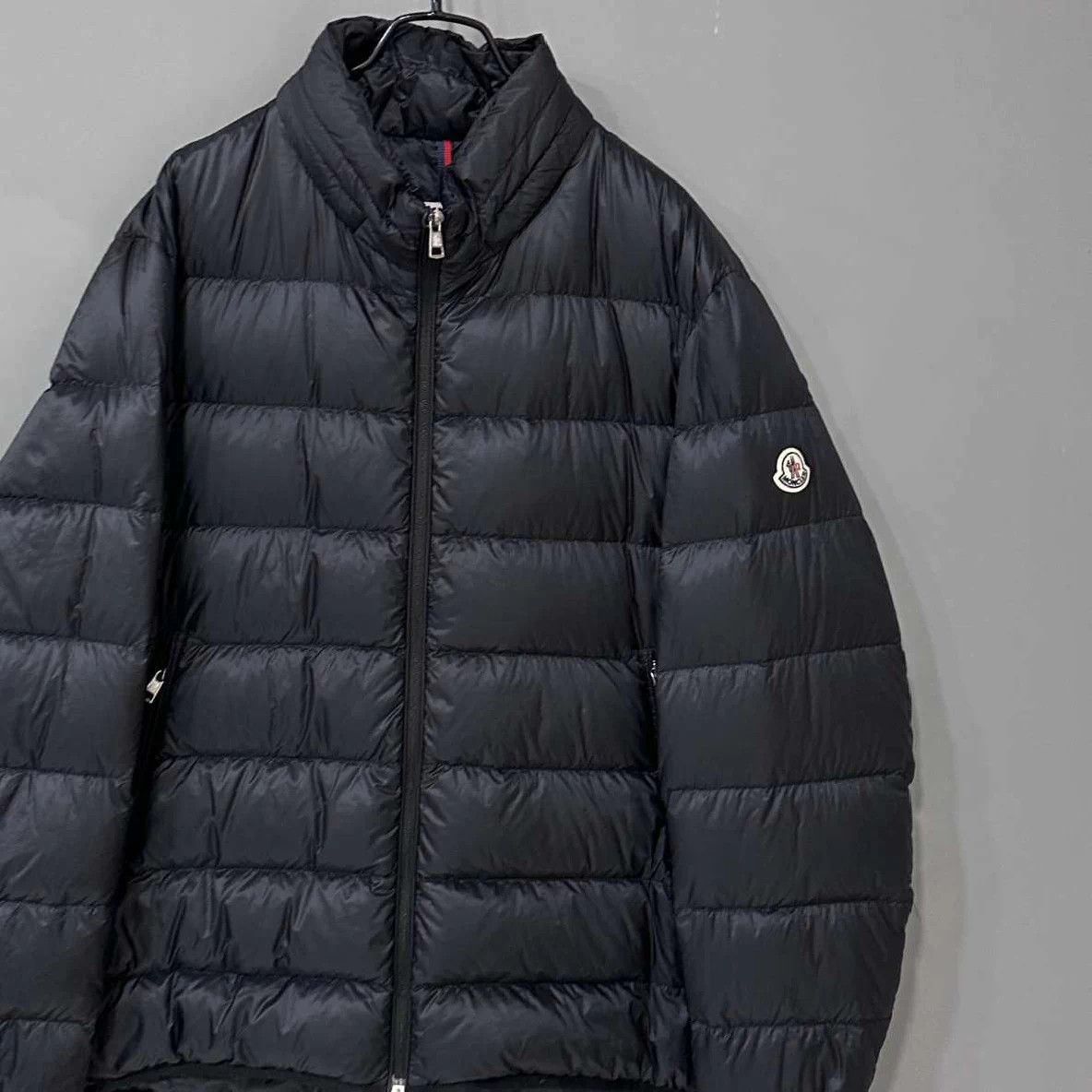 Moncler Moncler matte oversized armband puffer size 6 Size US XXL / EU 58 / 5 - 2 Thumbnail