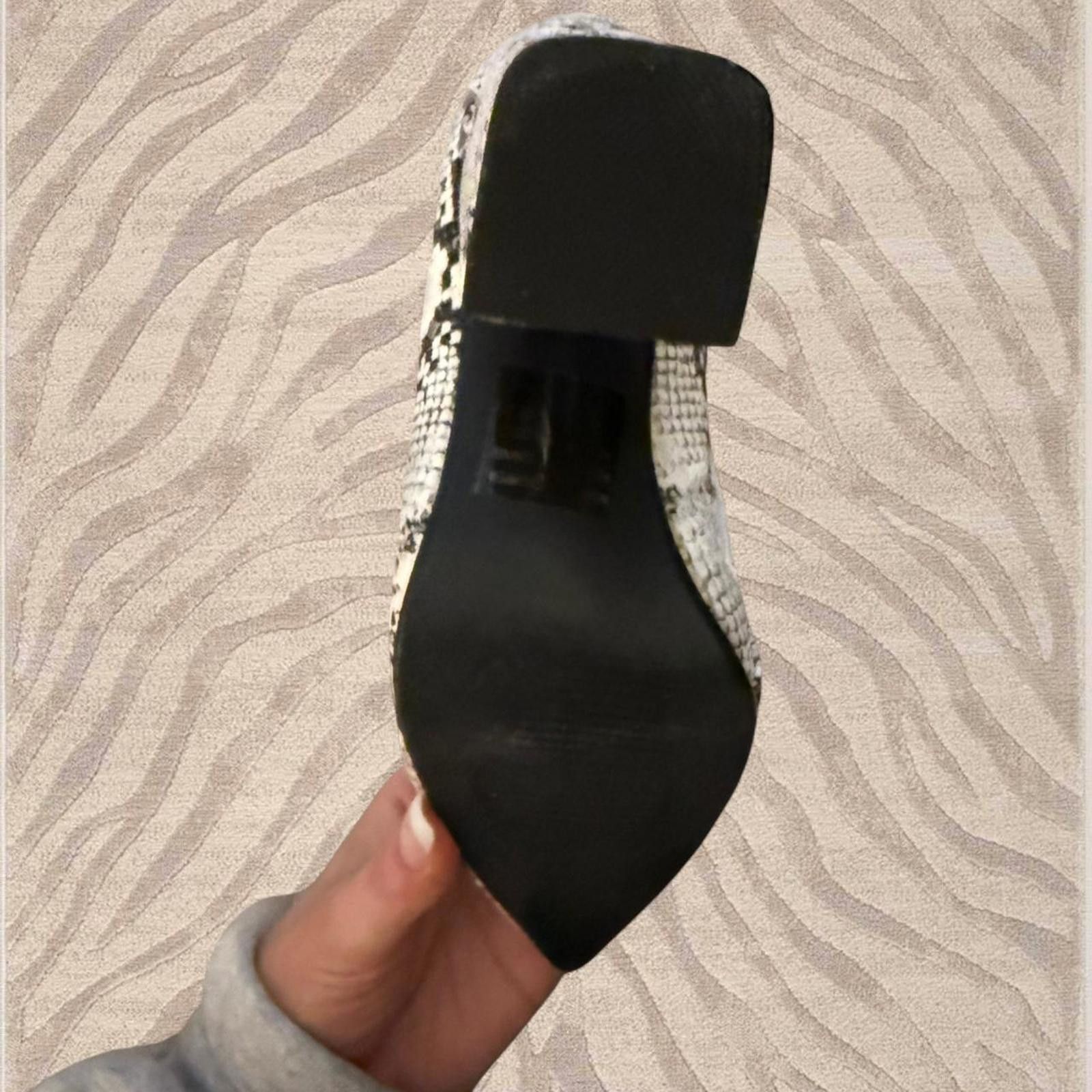 Other Snakeskin pointed toe ankle boots brand new!. Size US 7 / IT 37 - 4 Thumbnail