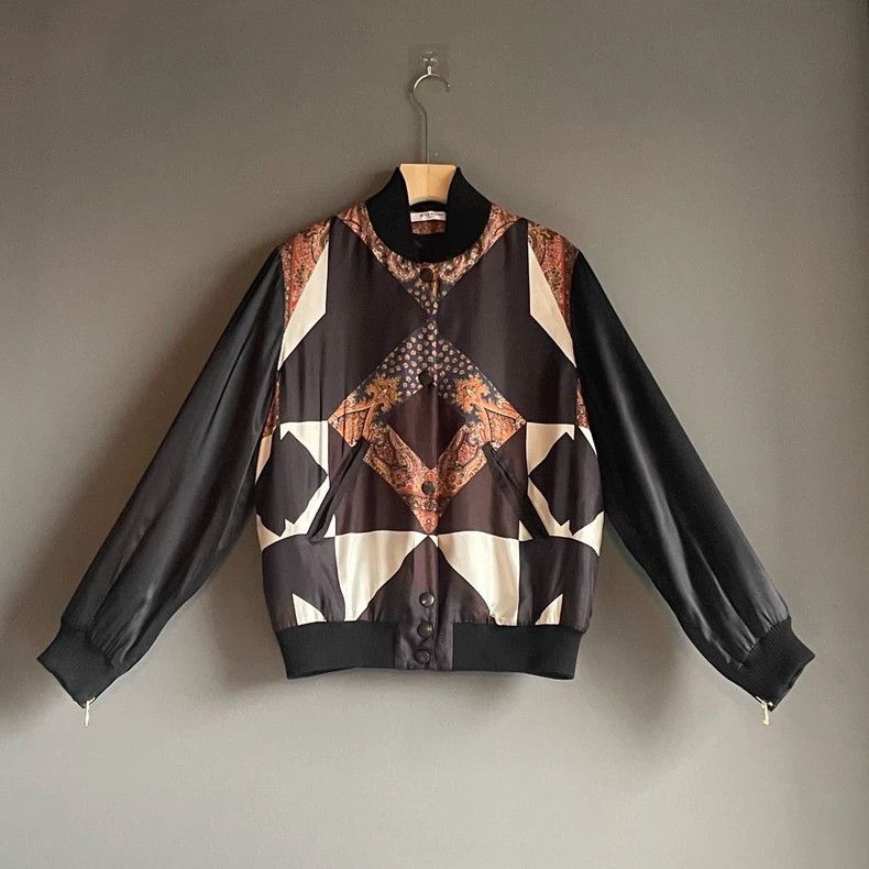 Givenchy Givenchy Sise38 Real Silk Quilted Jacket Size 38 Size US M / EU 48-50 / 2 - 1 Thumbnail