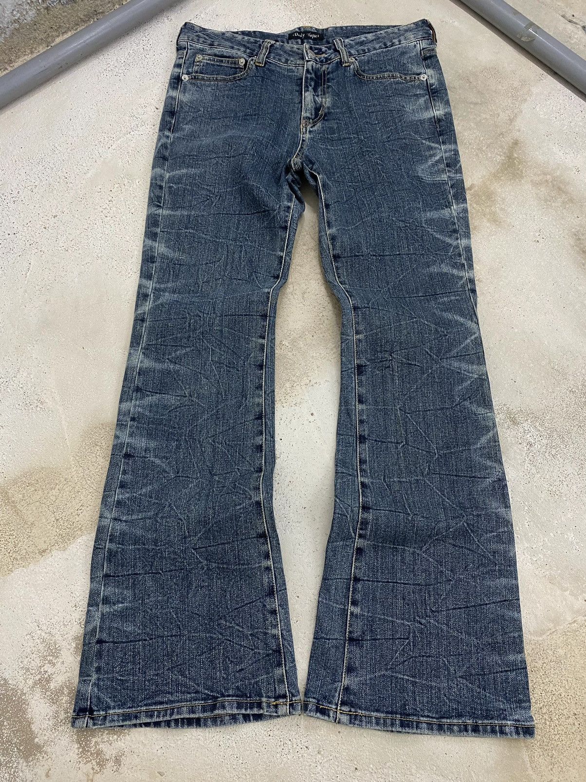 GOSTAR DE FUGA × Japanese Brand Daily Topics Japan Flare Clawn Mark Whisker Honeycomb Denim Size US 31 - 2 Thumbnail