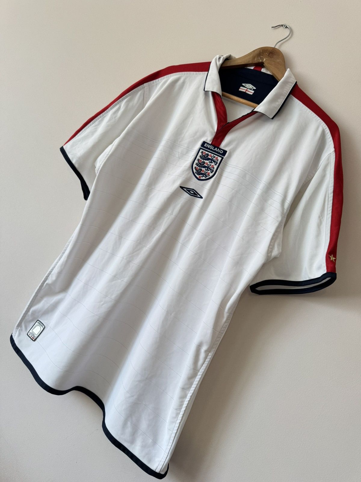 Umbro Vintage England 2004-2005 Home Soccer Jersey Football Shirt Size US XL / EU 56 / 4 - 3 Thumbnail
