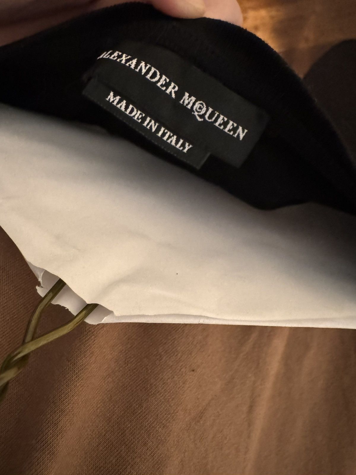 Alexander McQueen Alexander Mcqueen black shirt with skull sleeve details Size US S / EU 44-46 / 1 - 3 Thumbnail