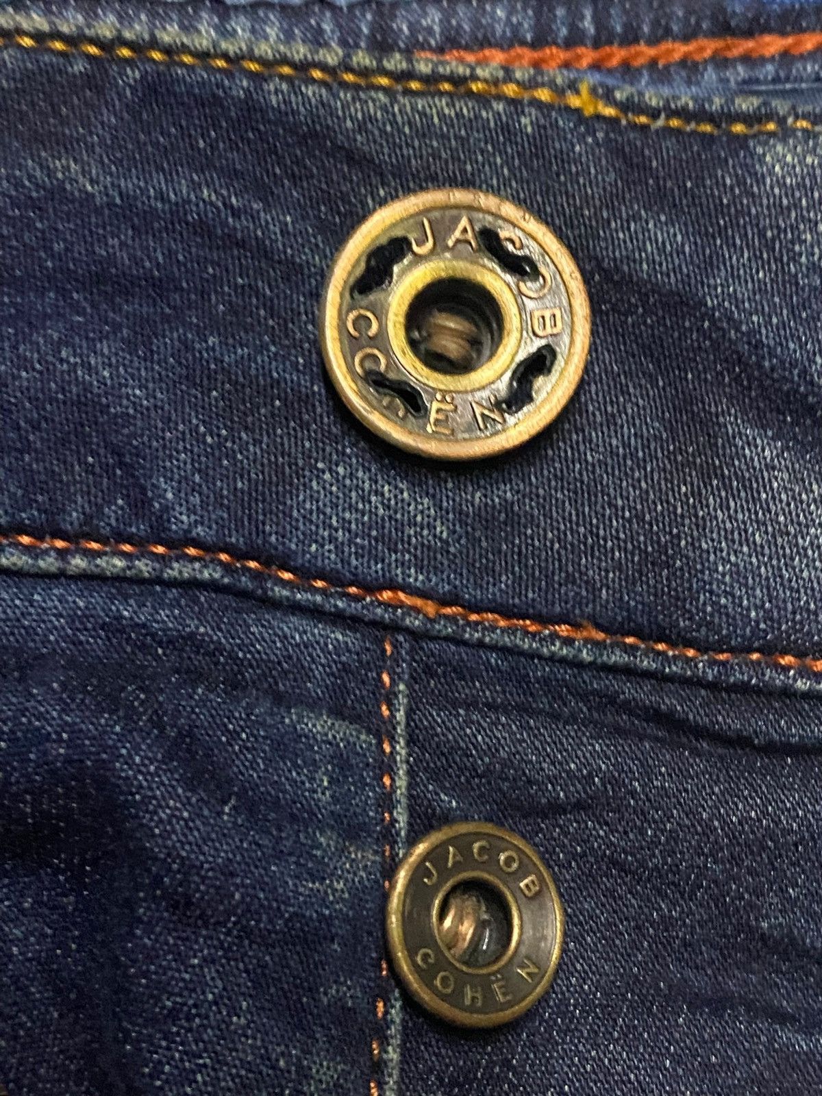 Vintage Jacob Cohen Blue Wash Distressed Slim Fits Jeans