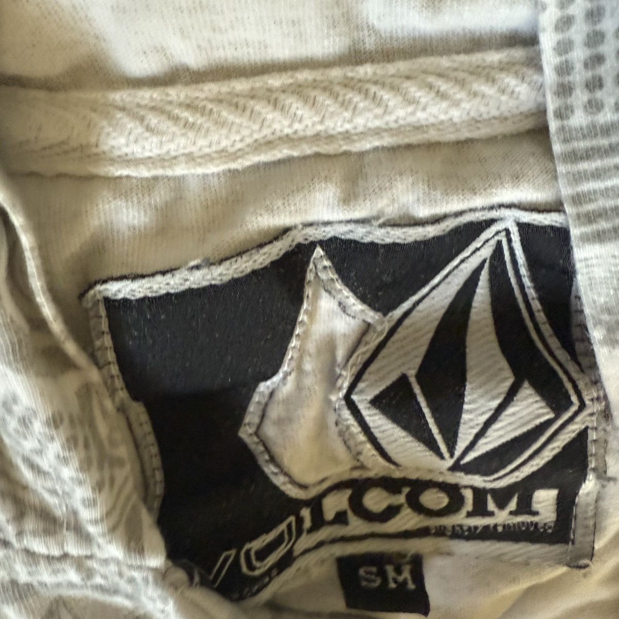 Volcom Vintage y2k volcom “ magnified shifter longsleeve” Size US S / EU 44-46 / 1 - 6 Thumbnail
