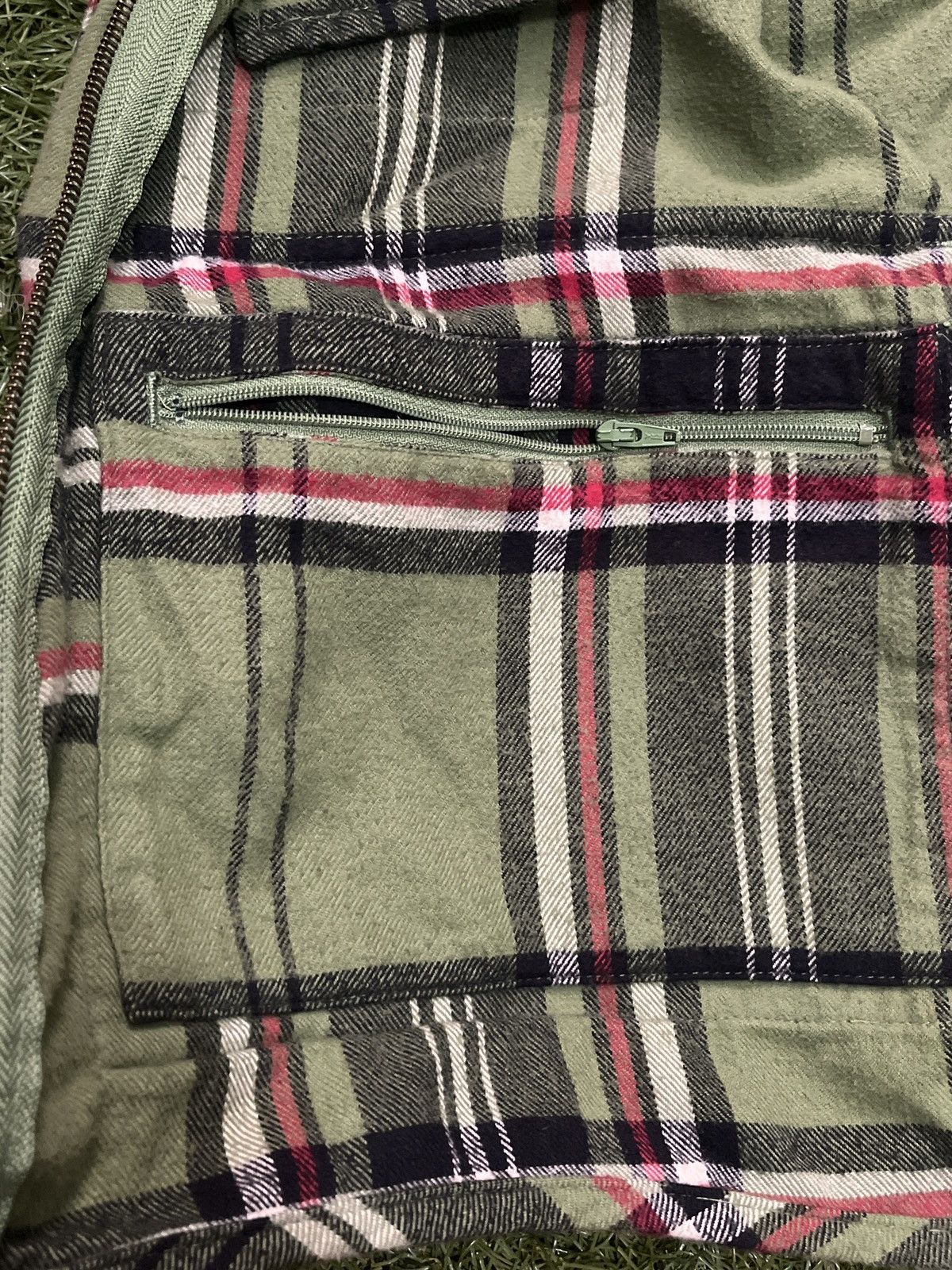 Supreme Supreme Tartan Flannel Cargo Vest Size US M / EU 48-50 / 2 - 9 Thumbnail
