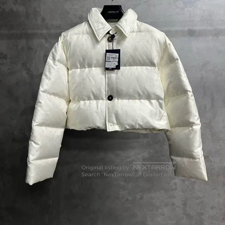 Louis Vuitton Louis Vuitton White Lapel Button Short Long Sleeve Jacket Size S / US 4 / IT 40 - 1 Thumbnail