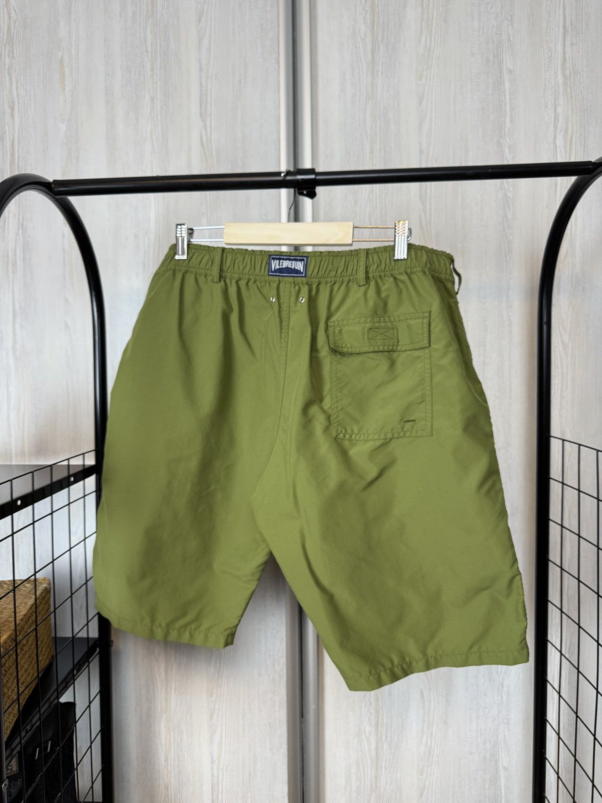 Vilebrequin Vilebrequin khaki green classic nylon shorts Size US 37 - 1 Thumbnail