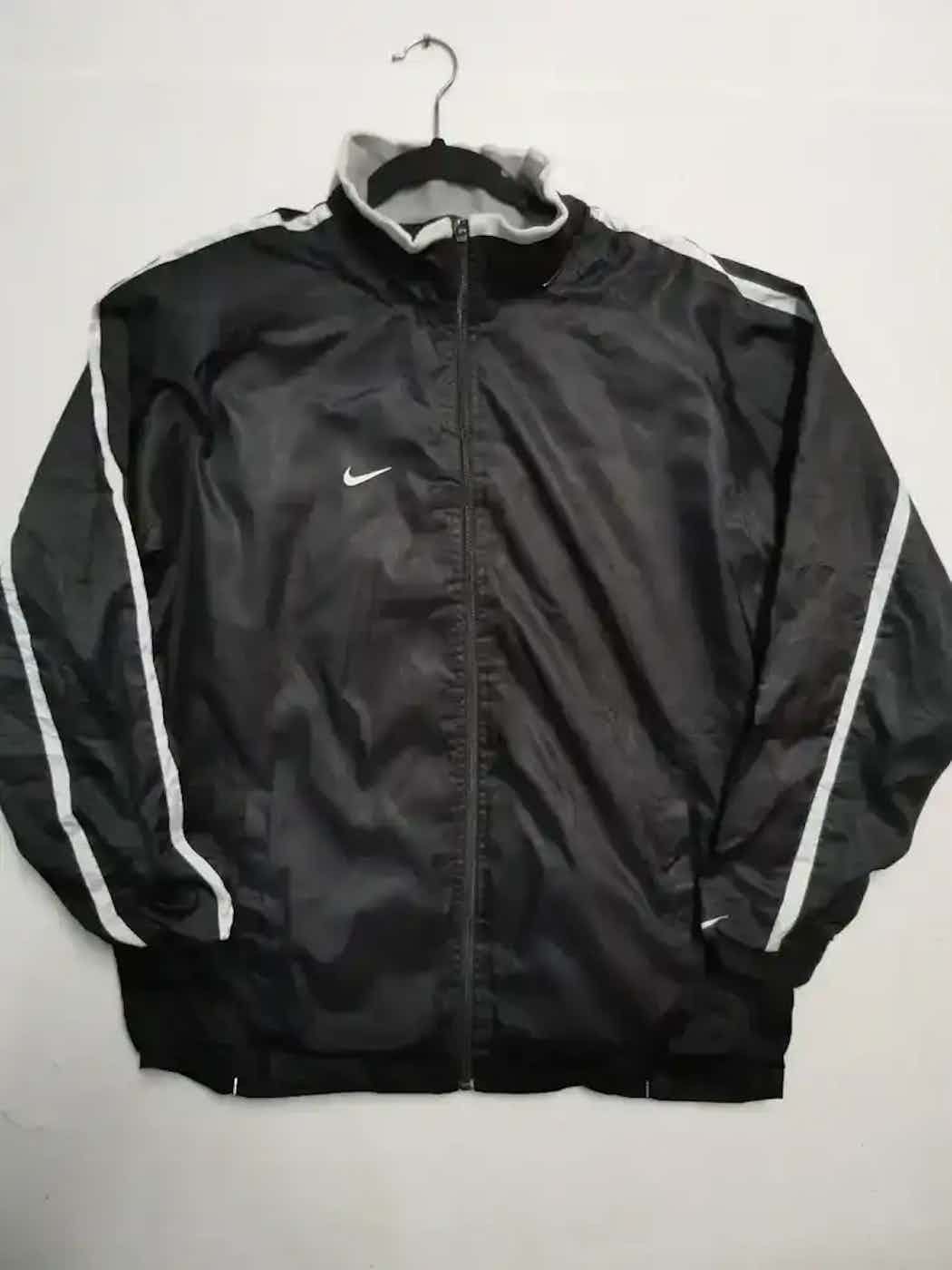 Nike Vintage Nike Sweater Size US L / EU 52-54 / 3 - 1 Thumbnail