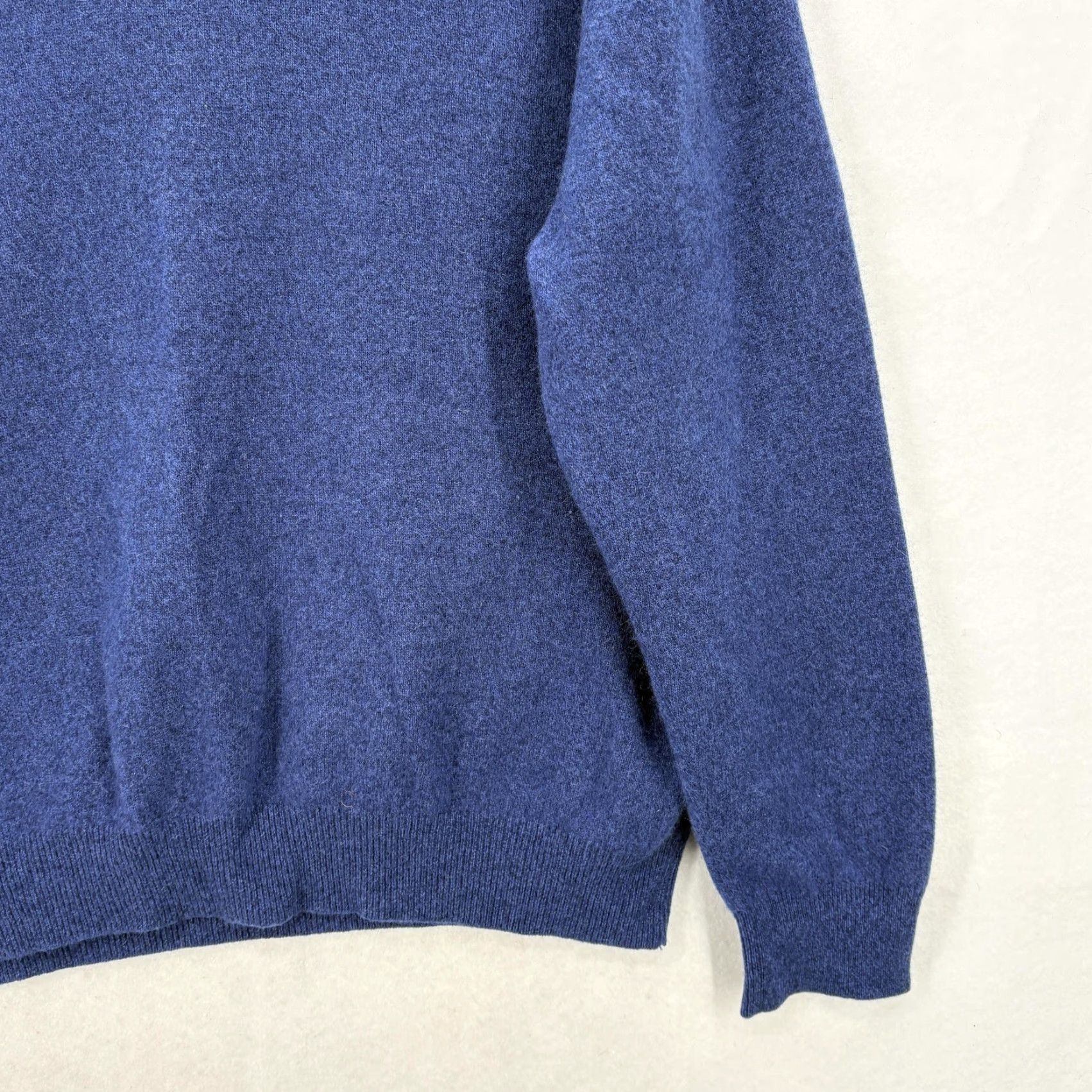 Jos. A. Bank Jos. A. Bank Sweater Mens XL Blue 100% Cashmere V-Neck Executive Pullover Knit Size US XL / EU 56 / 4 - 3 Thumbnail