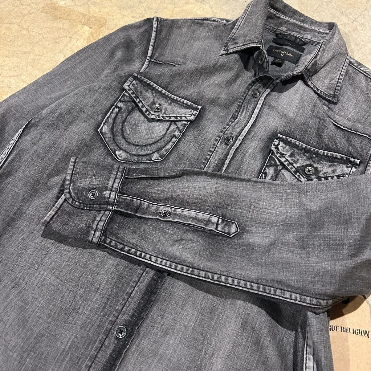 True Religion × Vintage Crazy Vintage Y2K True Religion Grey Western Button Up Shirt Size US S / EU 44-46 / 1 - 5 Thumbnail