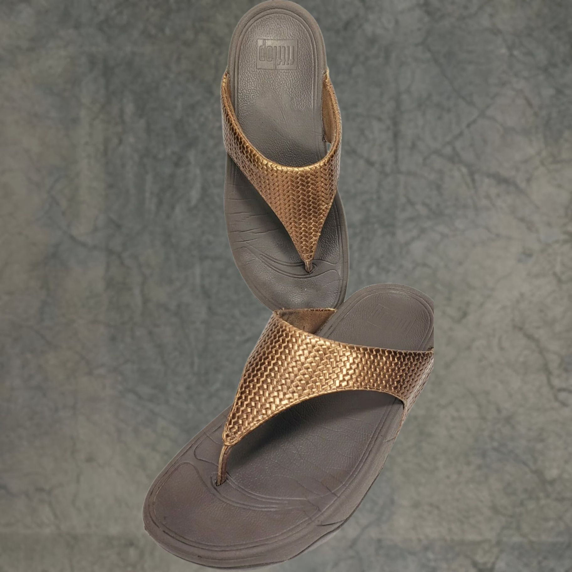 Vintage VINTAGE FitFlop Lulu Weave Flip Flop Sandal Bronze 38EU 7M Womens Men’s? Size US 7 / IT 37 - 1 Thumbnail