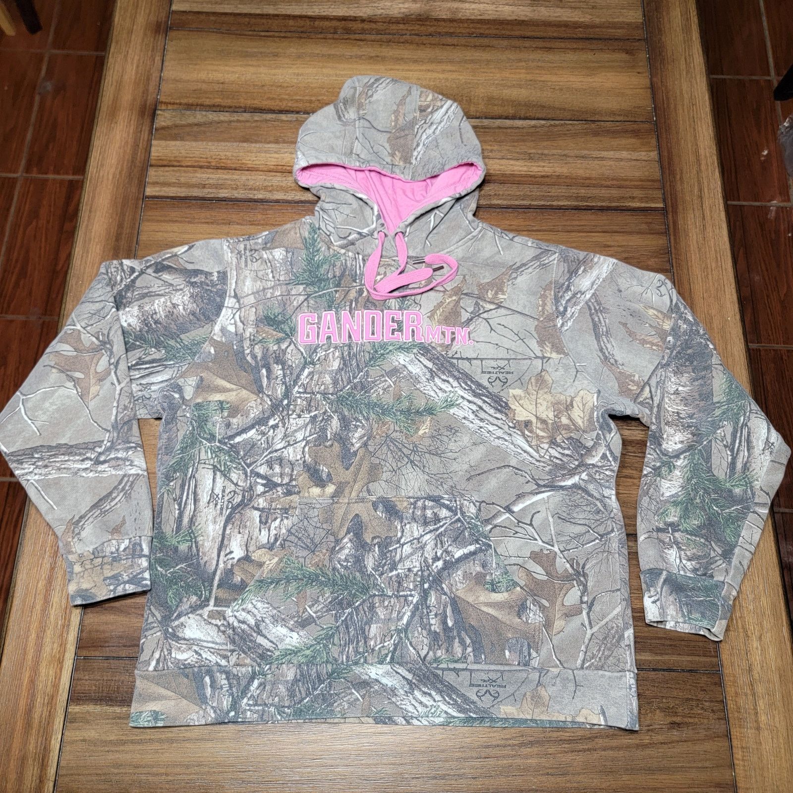 Other Gander Mtn. LS Camo Hoodie w/ Pink Trim - Size Large Size L / US 10 / IT 46 - 1 Thumbnail